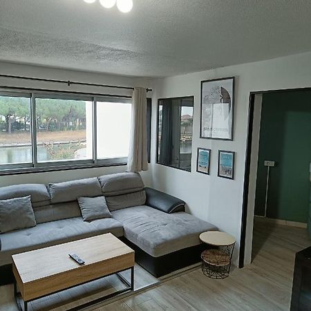 Charmant Appartement Avec Vue Marina 생시프리앙 외부 사진