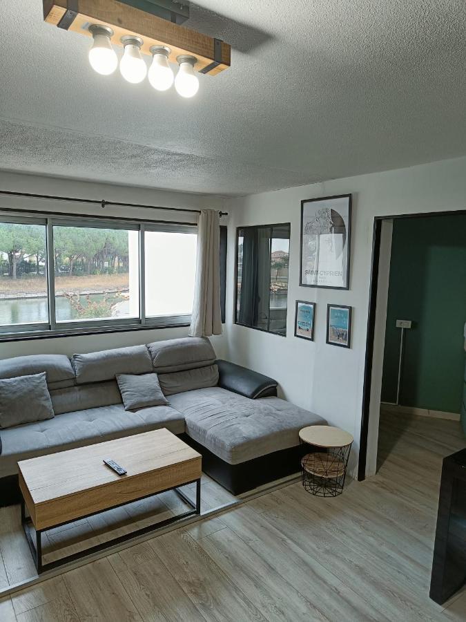 Charmant Appartement Avec Vue Marina 생시프리앙 외부 사진